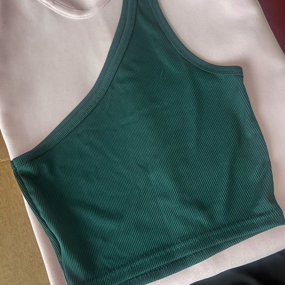 1 Shoulder Green & Black Ribbed Crop Tank Tops - Picture 5 of 5